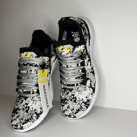 SOULCYCLE| APL WOMEN'S SNEAKER - Picture 4 of 4
